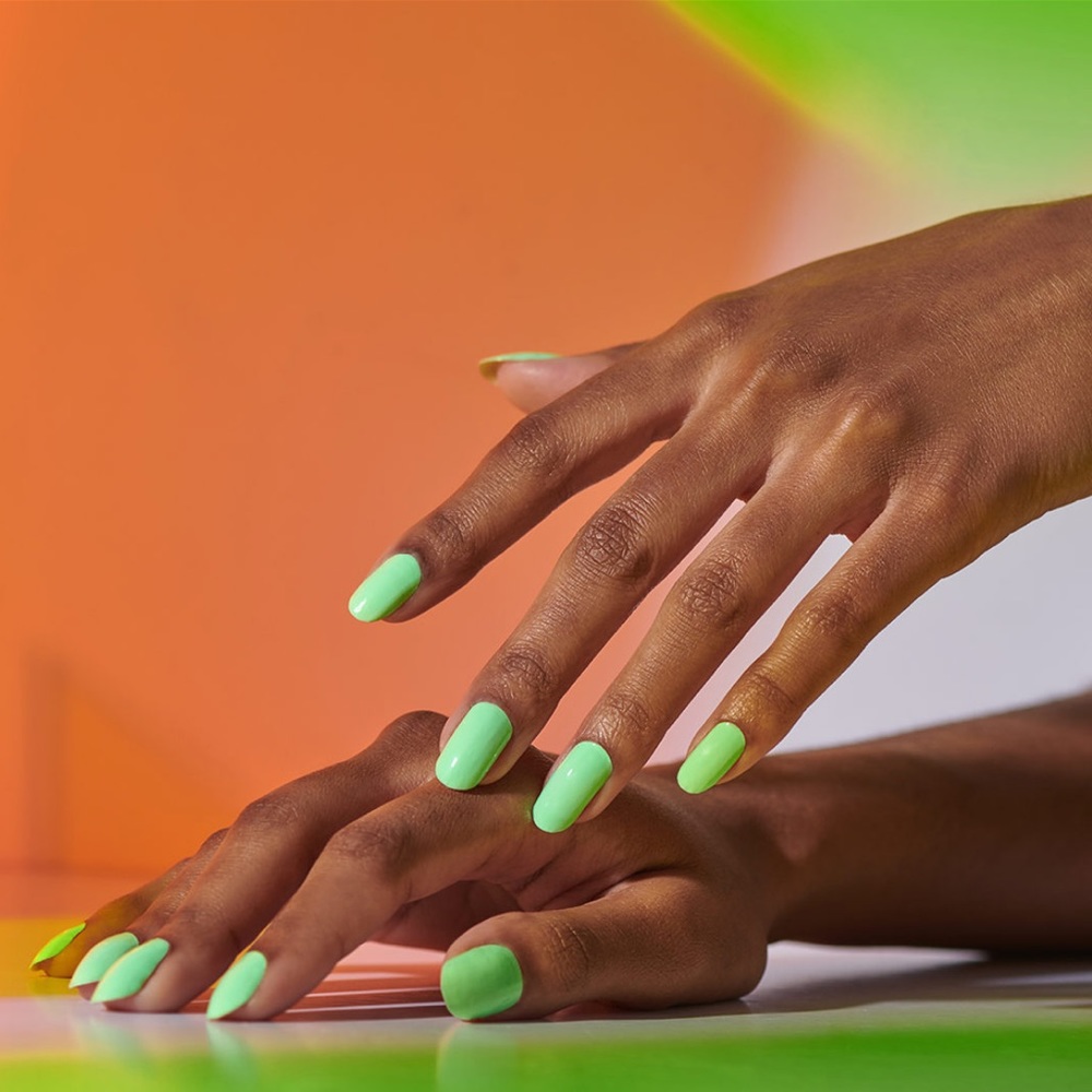*Retired* Color Street: Kilowatt | Neon Green Summer Bright Party Vacation Beach